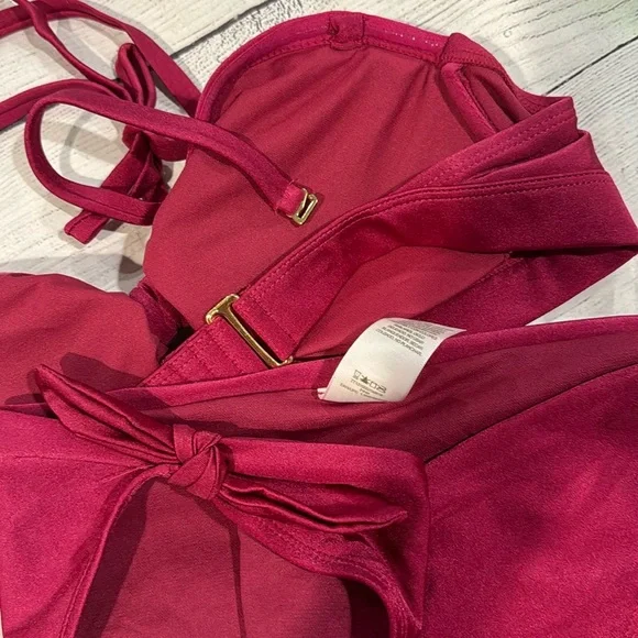 Time and Tru Bikini - Picture 2 of 6